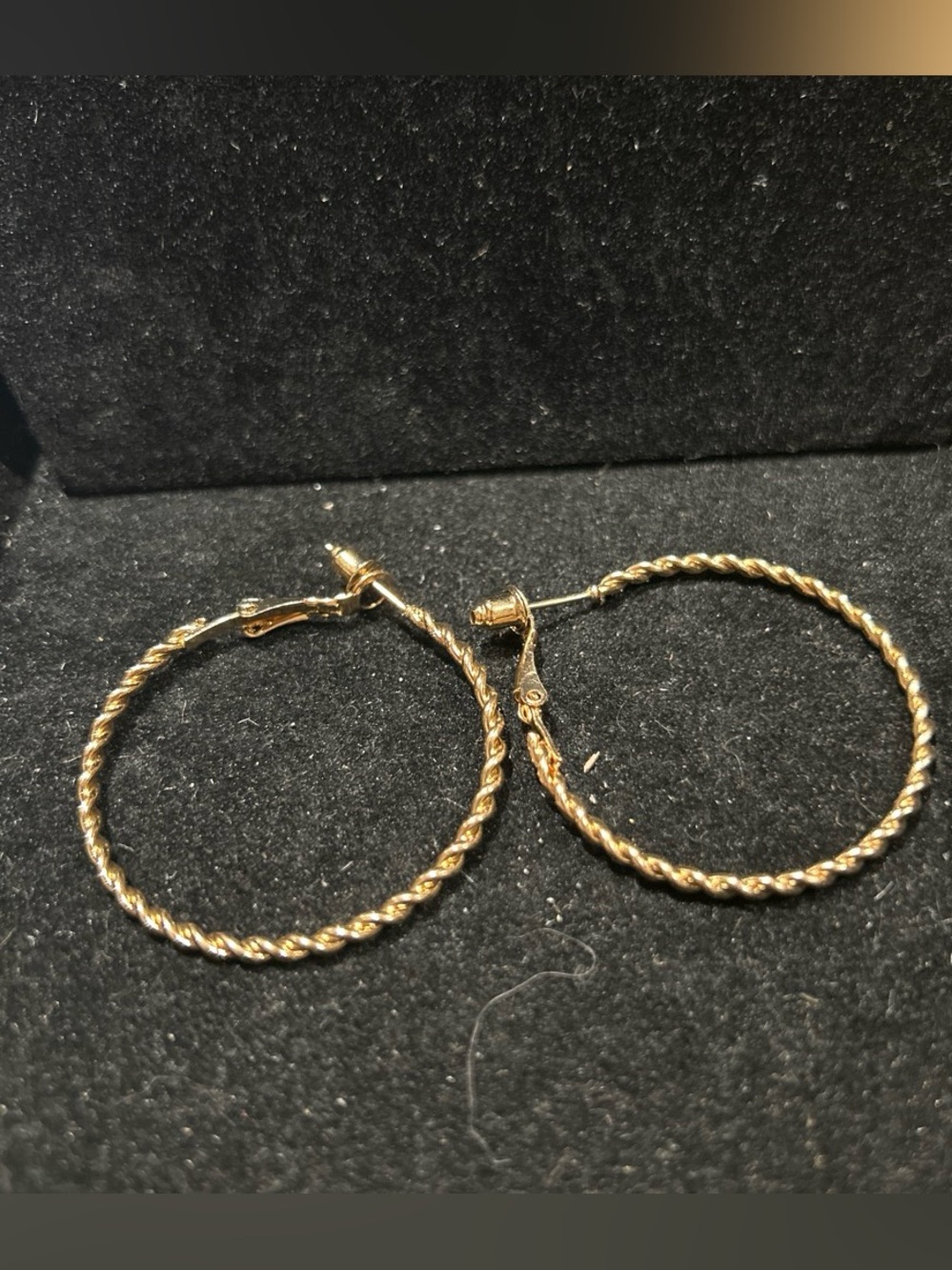 Gold color, hoop earrings